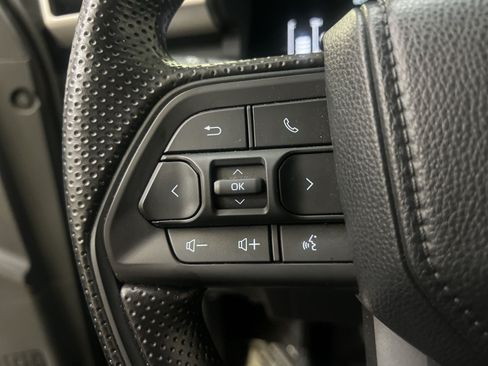 Used 2024 Toyota Tacoma SR5 AWD/4WD image 35