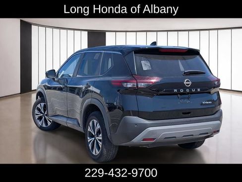 Used 2023 Nissan Rogue SV AWD/4WD image 7