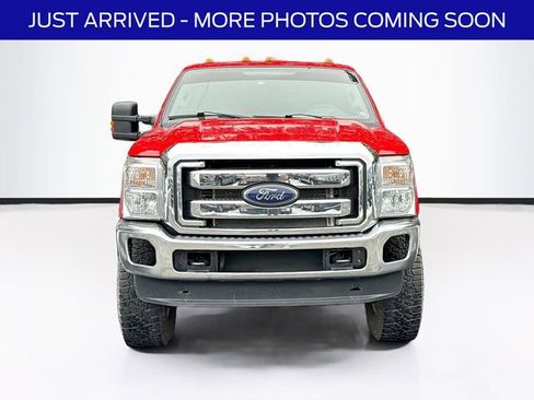 Used 2016 Ford F250 XLT w/ XLT Value Package image 2