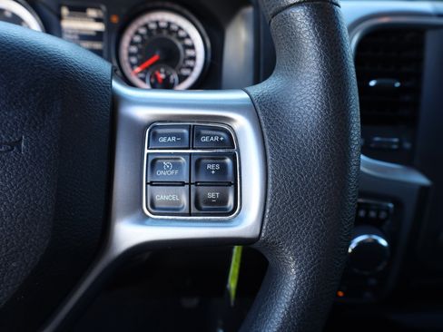 Used 2024 RAM 1500 Classic SLT image 17