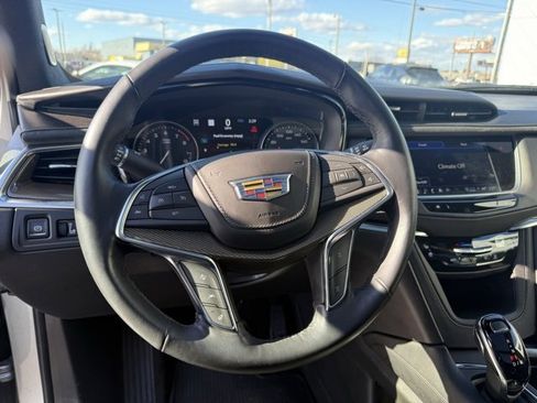 Used 2024 Cadillac XT5 Premium Luxury w/ Platinum Package image 13
