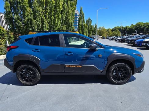 Used 2026 Subaru Crosstrek 2.5i Wilderness w/ Crosstrek Mirror Package AWD/4WD image 2
