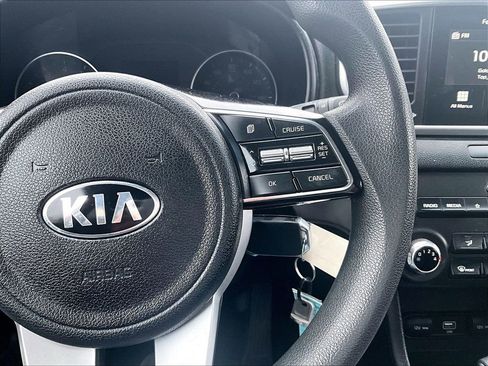 Used 2021 Kia Sportage LX image 16