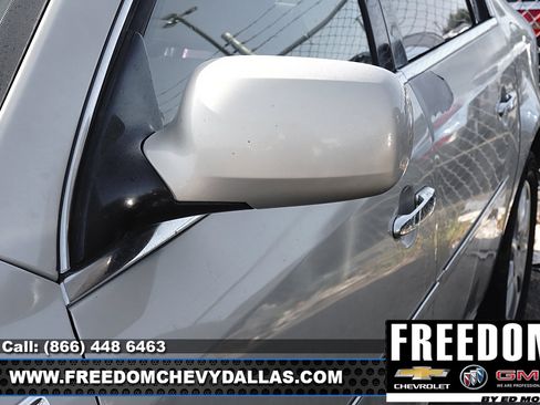 Used 2008 Buick Lucerne CXL FWD image 7