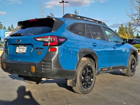 Used 2022 Subaru Outback Wilderness w/ Wilderness Package image 4