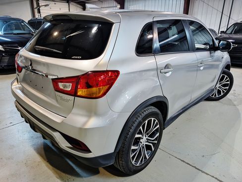 Used 2018 Mitsubishi Outlander Sport ES AWD/4WD image 8