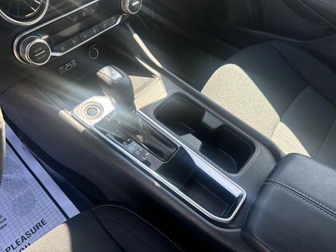 Used 2022 Nissan Sentra SV w/ All-Weather Package image 25