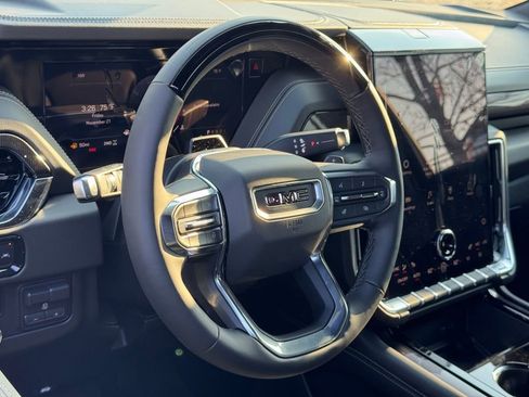 New 2026 GMC Yukon Elevation image 16