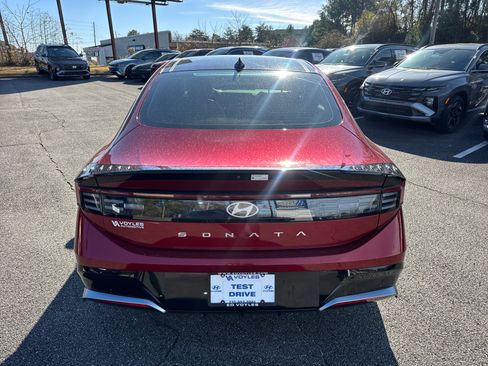 Certified 2025 Hyundai Sonata SEL image 6