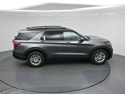 New 2026 Ford Explorer Active RWD image 38