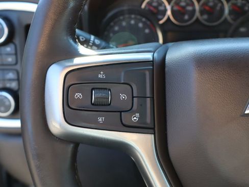 Used 2020 Chevrolet Silverado 1500 LT Trail Boss AWD/4WD image 27