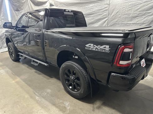 Used 2020 RAM 2500 Laramie w/ Night Edition AWD/4WD image 5