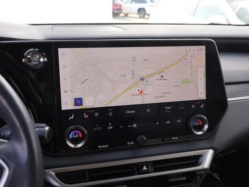 Used 2016 Ford F150 XLT w/ XTR Package image 31