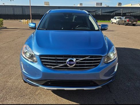 Used 2017 Volvo XC60 T6 Inscription w/ Climate Package AWD/4WD image 3