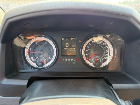 Used 2018 RAM 2500 SLT AWD/4WD image 14