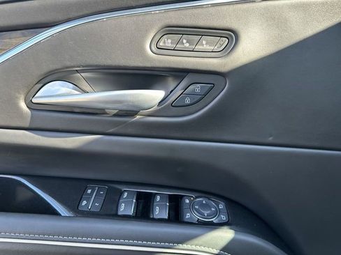 Certified 2024 Cadillac Escalade Sport Platinum w/ LPO, ONYX Package image 24