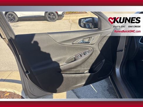 Used 2024 Chevrolet Malibu LT image 8