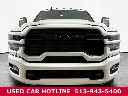 Used 2025 RAM 3500 Big Horn AWD/4WD image 2