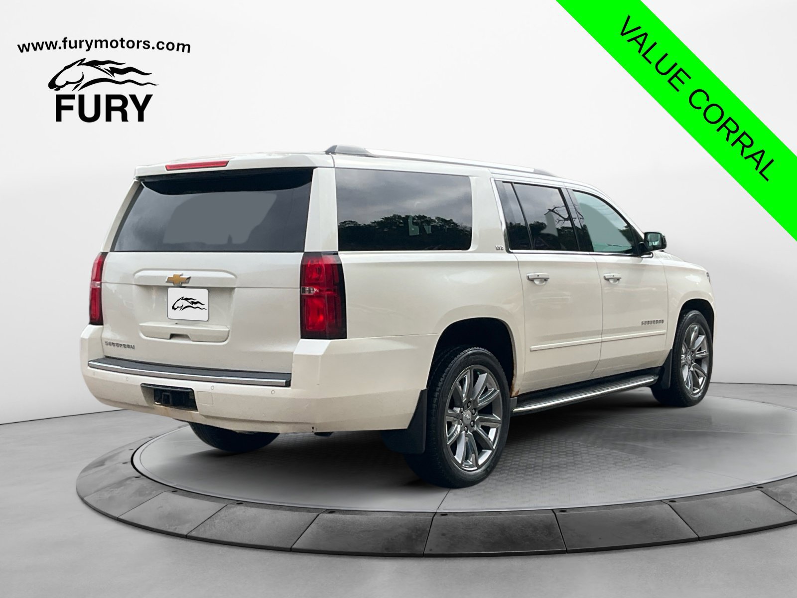 Used 2015 Chevrolet Suburban LTZ AWD/4WD image 3