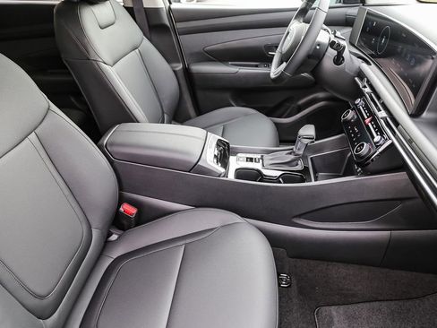 Used 2026 Hyundai Tucson SEL image 16