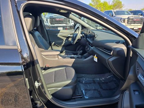 New 2026 Buick Envista Preferred FWD image 32