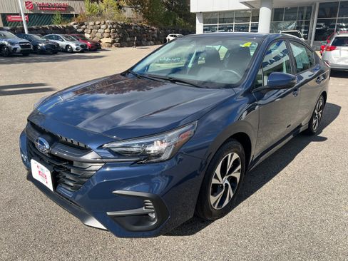 Certified 2025 Subaru Legacy Premium w/ Popular Package #1A image 3