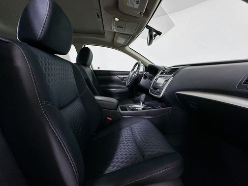Used 2016 Nissan Altima 2.5 SV w/ Convenience Package image 30