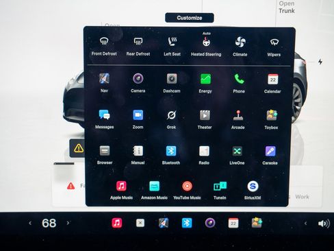 Used 2024 Tesla Model Y Long Range image 20