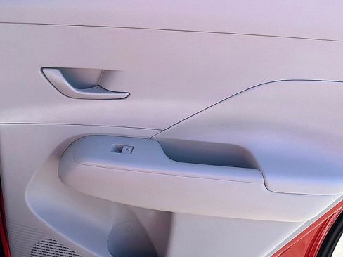 Certified 2025 Hyundai Kona SEL image 26