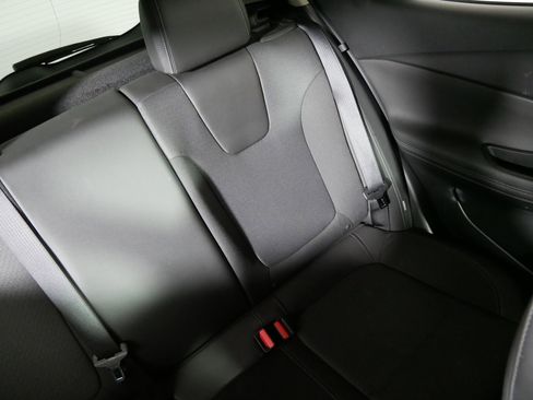 Used 2023 Buick Encore GX Preferred w/ Cold Weather Comfort Package image 14