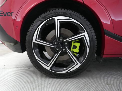 Used 2023 Kia EV6 GT image 22