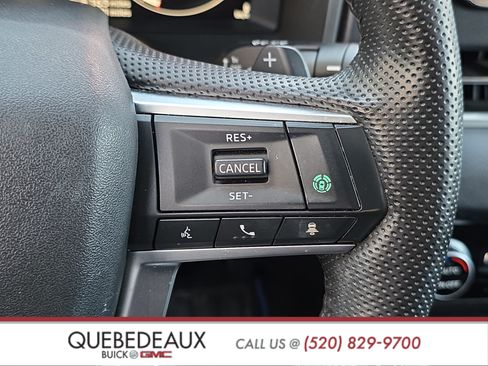 Used 2023 Mitsubishi Outlander SE AWD/4WD image 14