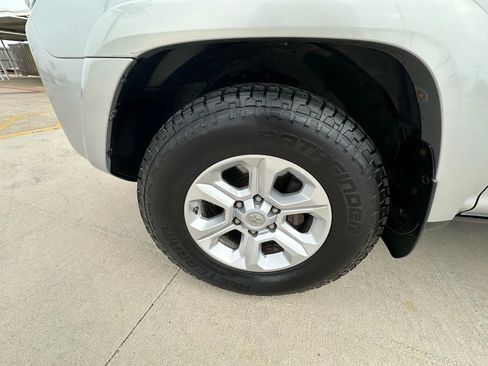 Used 2014 Toyota 4Runner SR5 Premium RWD image 29