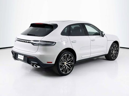 New 2026 Porsche Macan image 9