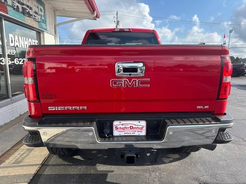 Used 2015 GMC Sierra 2500 SLE w/ SLE Preferred Package AWD/4WD image 4