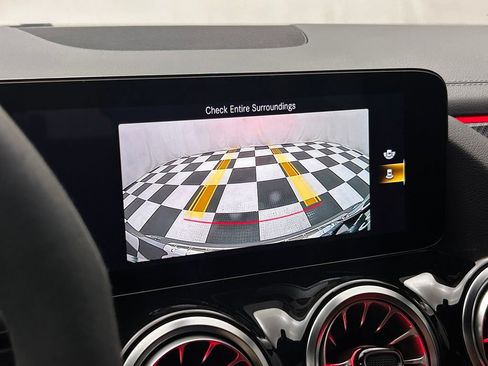 Used 2022 Mercedes-Benz GLA 35 AMG 4MATIC image 21