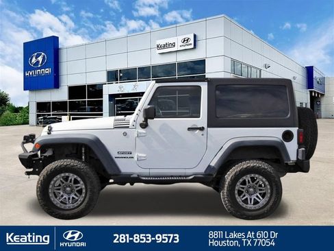 Used 2015 Jeep Wrangler Sport AWD/4WD image 8