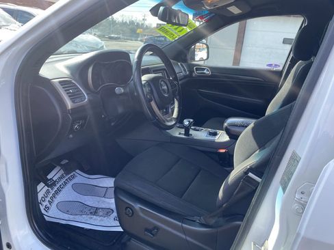 Used 2014 Jeep Grand Cherokee Laredo image 14