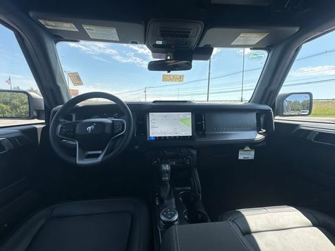 New 2025 Ford Bronco Badlands AWD/4WD image 16