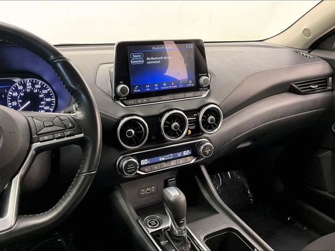 Used 2021 Nissan Sentra SV image 5