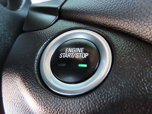 Certified 2020 Chevrolet Equinox LT w/ Driver Convenience Package FWD image 9