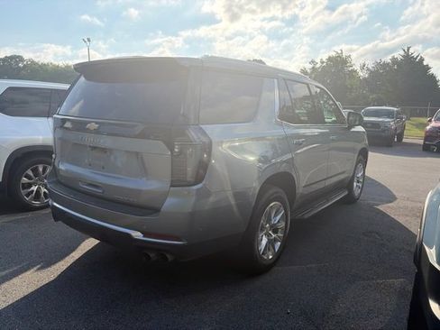 Used 2025 Chevrolet Tahoe Premier AWD/4WD image 3