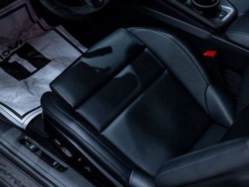 Certified 2025 Porsche 911 Carrera GTS image 26