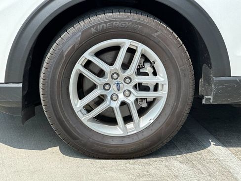 Used 2026 Ford Explorer Active RWD image 28
