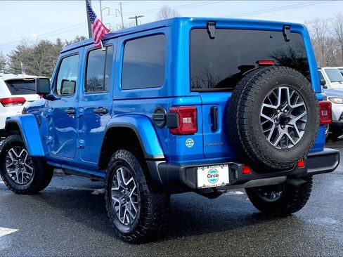 Certified 2025 Jeep Wrangler Sahara image 10