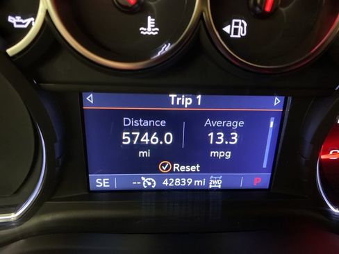 Used 2023 Chevrolet Silverado 2500 LT w/ Convenience Package image 21