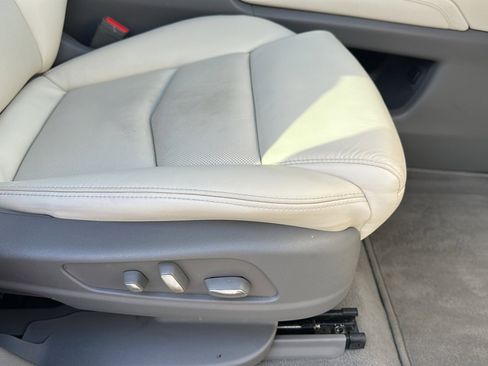 Used 2019 Cadillac XT5 Luxury image 25