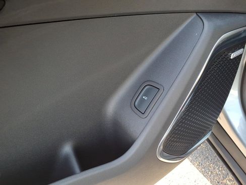 New 2026 GMC Acadia Elevation w/ Elevation Premium Package image 9