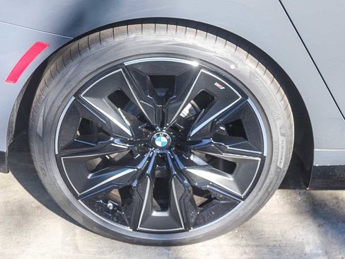 New 2026 BMW 740i w/ Premium Package image 8