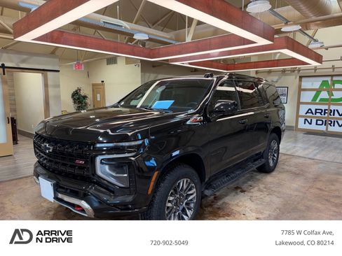 Used 2025 Chevrolet Tahoe Z71 image 1